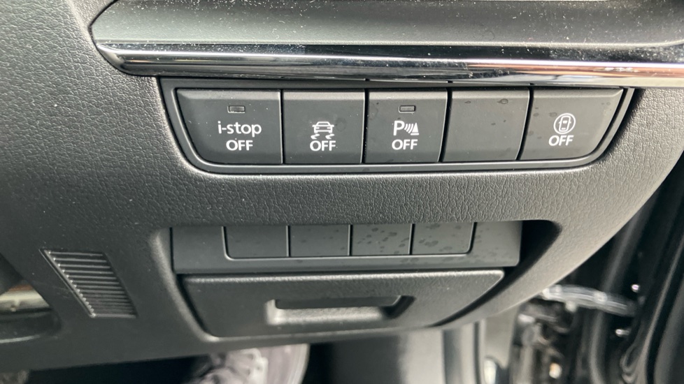 Mazda 3 2.0 e-Skyactiv G MHEV Sport Lux 5dr Petrol Hatchback - Image 31