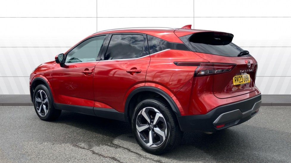 Nissan Qashqai 1.3 DiG-T MH 158 N-Connecta 5dr Xtronic Petrol Hatchback - Image 2