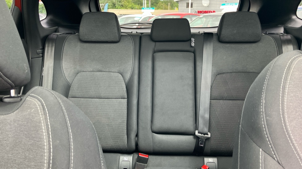 Nissan Qashqai 1.3 DiG-T MH 158 N-Connecta 5dr Xtronic Petrol Hatchback - Image 15