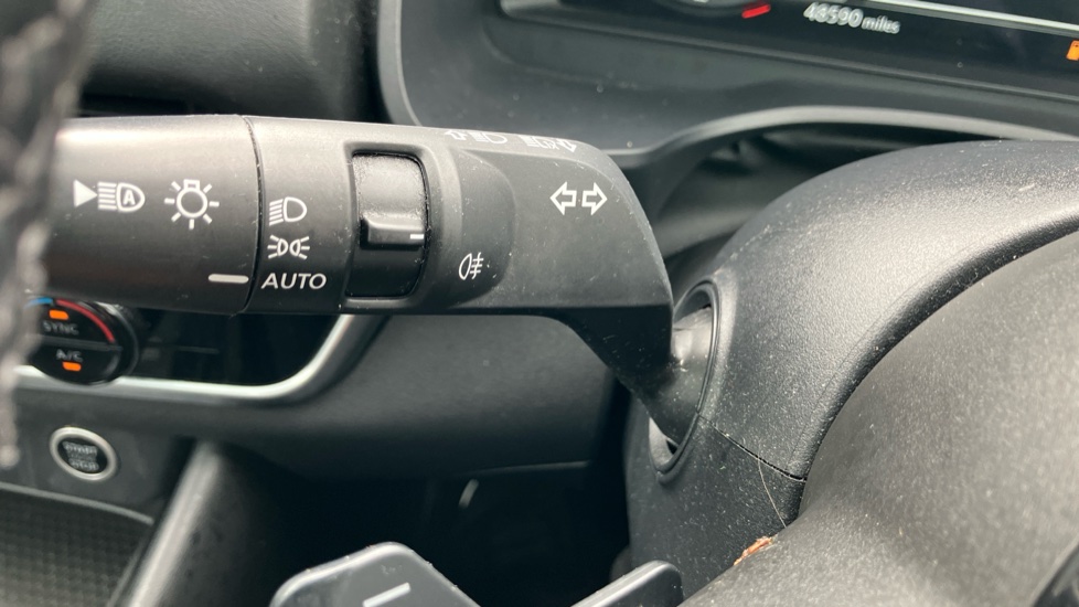 Nissan Qashqai 1.3 DiG-T MH 158 N-Connecta 5dr Xtronic Petrol Hatchback - Image 26