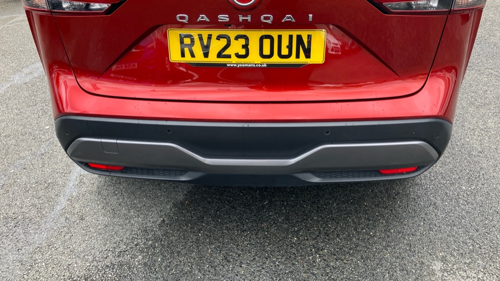Nissan Qashqai 1.3 DiG-T MH 158 N-Connecta 5dr Xtronic Petrol Hatchback - Image 38