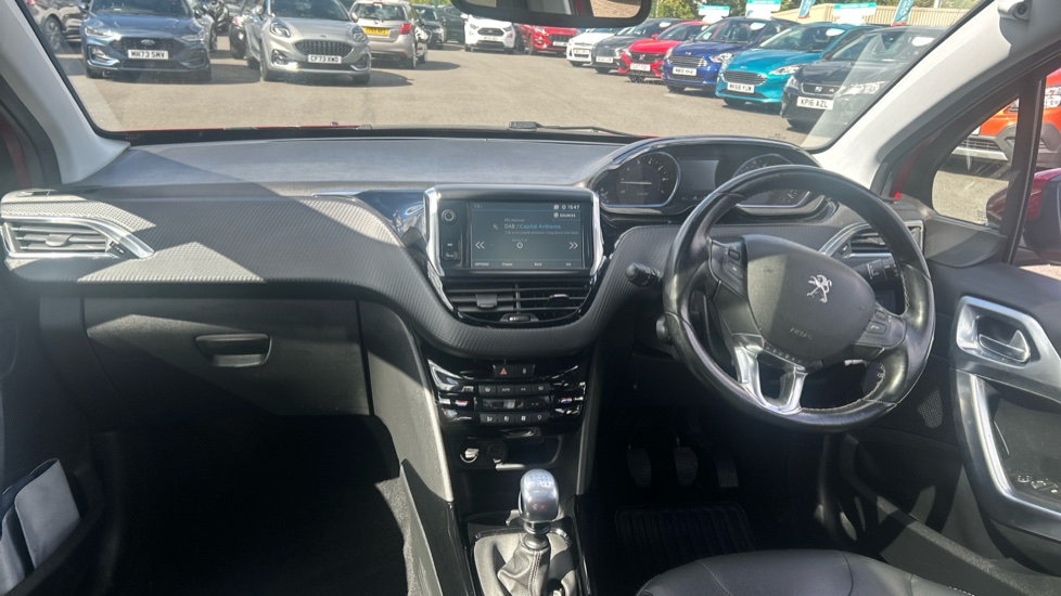 Peugeot 2008 1.2 PureTech 110 Allure Premium 5dr Petrol Estate - Image 10