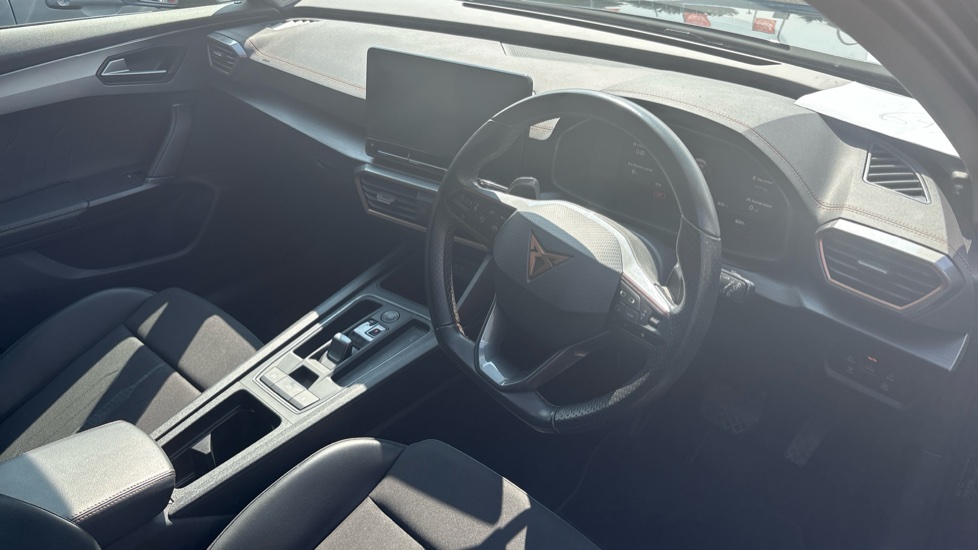 CUPRA Formentor 1.5 TSI 150 V1 5dr DSG Petrol Estate - Image 11