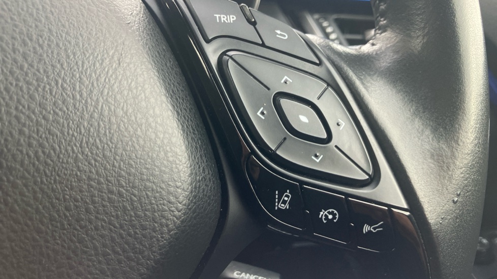 Toyota C-HR 1.8 Hybrid Dynamic 5dr CVT Hybrid Hatchback - Image 22