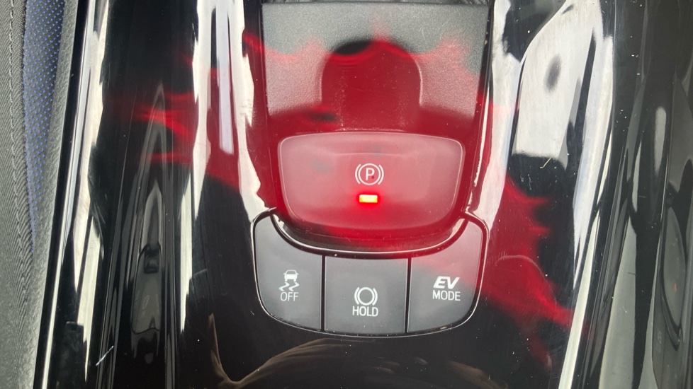 Toyota C-HR 1.8 Hybrid Dynamic 5dr CVT Hybrid Hatchback - Image 28