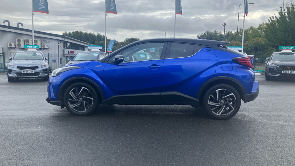 Toyota C-HR 1.8 Hybrid Dynamic 5dr CVT Hybrid Hatchback - Image 34