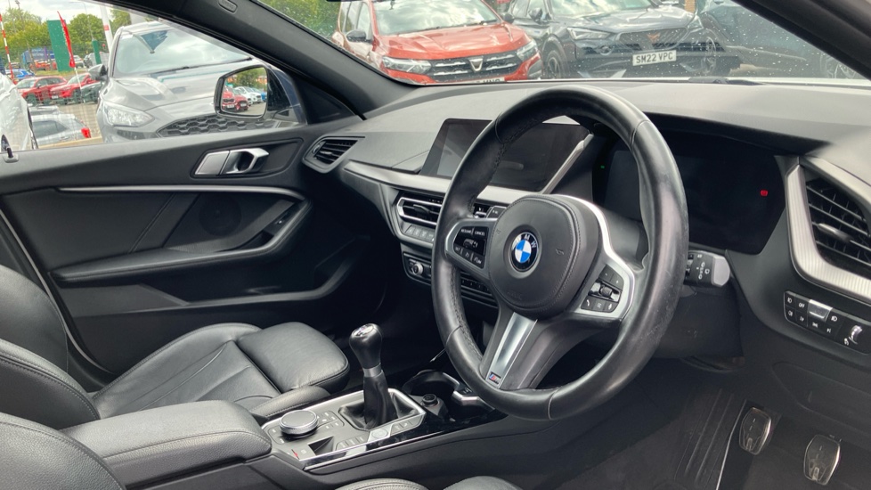BMW 1 Series 118i [136] M Sport 5dr Petrol Hatchback - Image 11