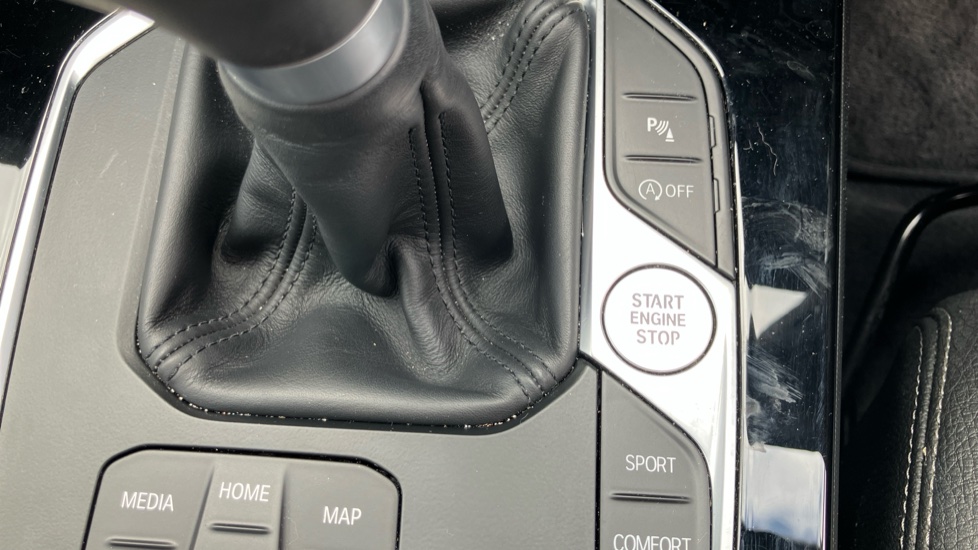 BMW 1 Series 118i [136] M Sport 5dr Petrol Hatchback - Image 26