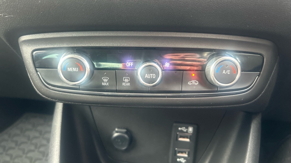 Vauxhall Crossland X 1.2 [83] Elite Nav 5dr Petrol Hatchback - Image 23