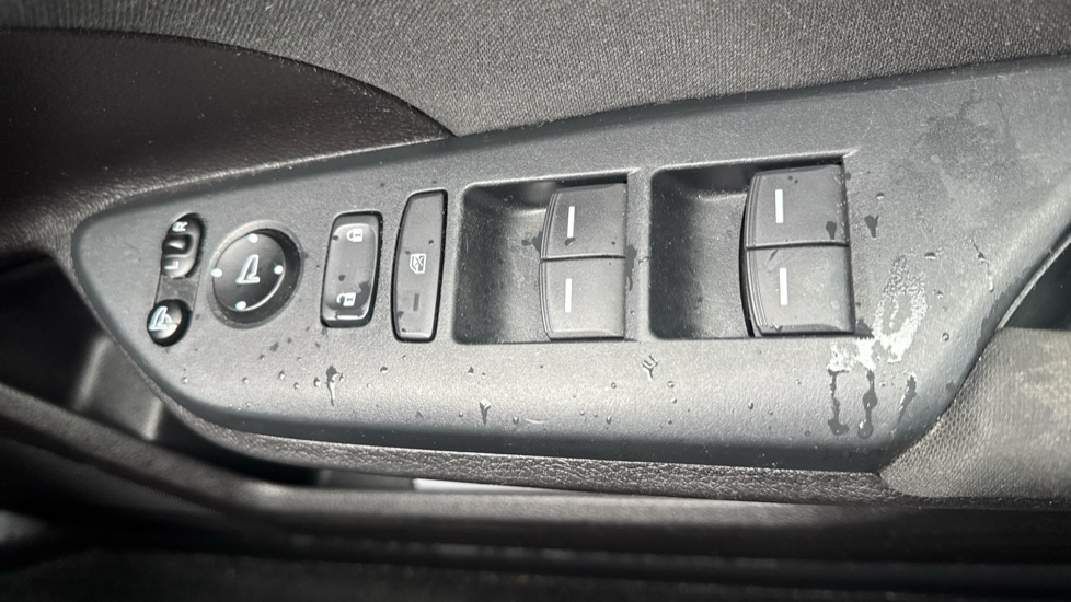 Honda Civic 1.6 i-DTEC SR 5dr Diesel Hatchback - Image 35