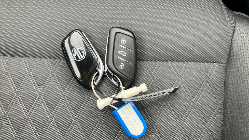 MG MG3 1.5 Hybrid Trophy 5dr Auto Hybrid Hatchback - Image 19