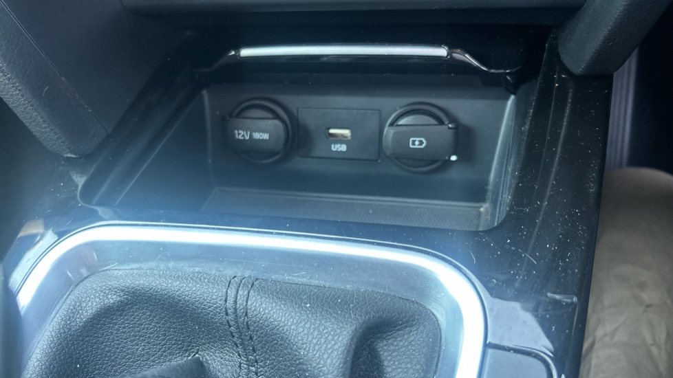 Kia Xceed 1.0T GDi ISG 3 5dr Petrol Hatchback - Image 23