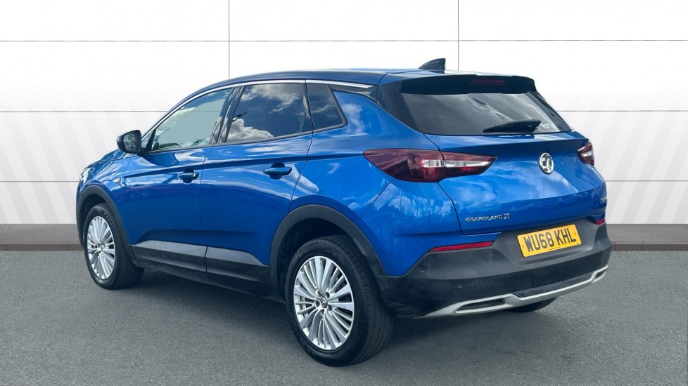 Vauxhall Grandland X 1.2 Turbo Tech Line Nav 5dr Petrol Hatchback - Image 2
