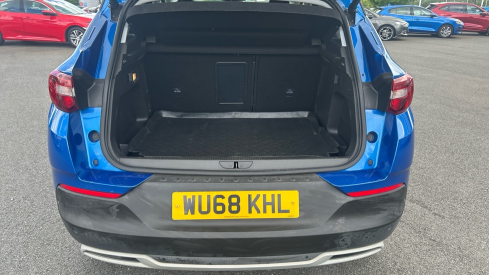 Vauxhall Grandland X 1.2 Turbo Tech Line Nav 5dr Petrol Hatchback - Image 4