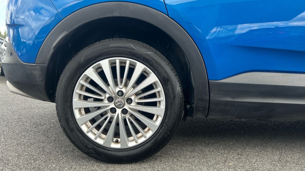 Vauxhall Grandland X 1.2 Turbo Tech Line Nav 5dr Petrol Hatchback - Image 7