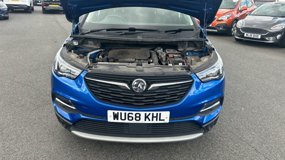 Vauxhall Grandland X 1.2 Turbo Tech Line Nav 5dr Petrol Hatchback - Image 8