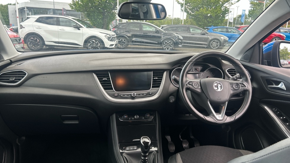 Vauxhall Grandland X 1.2 Turbo Tech Line Nav 5dr Petrol Hatchback - Image 10