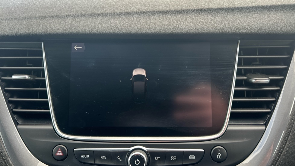 Vauxhall Grandland X 1.2 Turbo Tech Line Nav 5dr Petrol Hatchback - Image 31