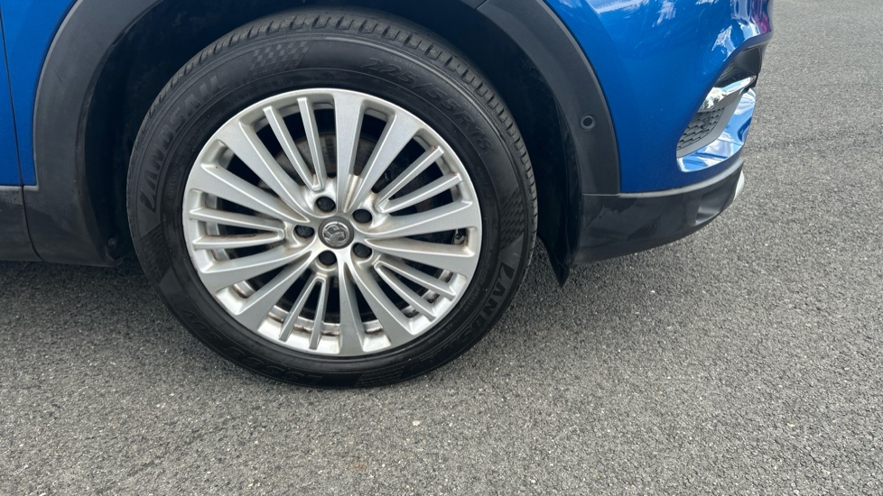 Vauxhall Grandland X 1.2 Turbo Tech Line Nav 5dr Petrol Hatchback - Image 34