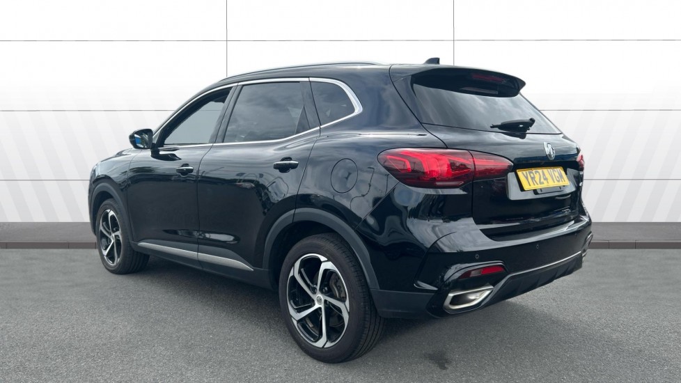 MG HS 1.5 T-GDI Trophy 5dr DCT Petrol Hatchback - Image 2