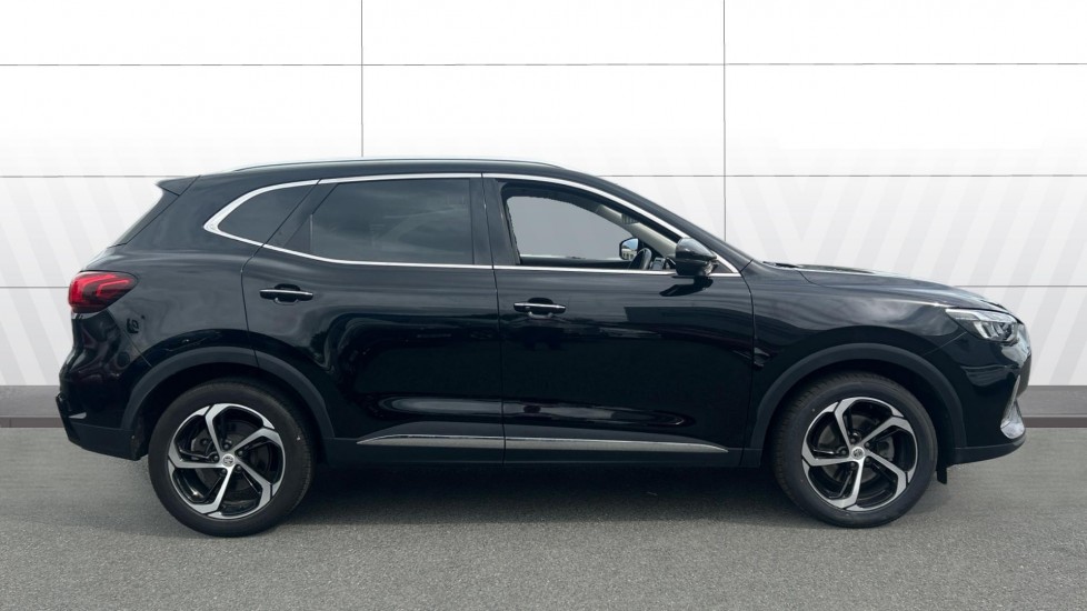 MG HS 1.5 T-GDI Trophy 5dr DCT Petrol Hatchback - Image 5