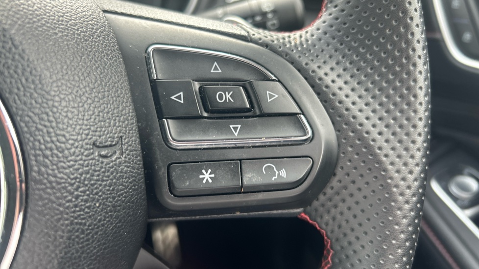 MG HS 1.5 T-GDI Trophy 5dr DCT Petrol Hatchback - Image 31