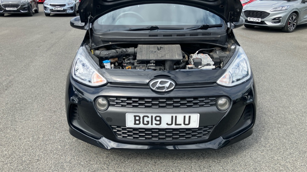 Hyundai i10 1.0 Go SE 5dr Petrol Hatchback - Image 8