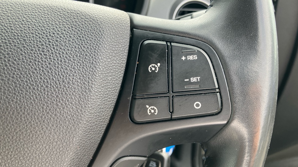 Hyundai i10 1.0 Go SE 5dr Petrol Hatchback - Image 23