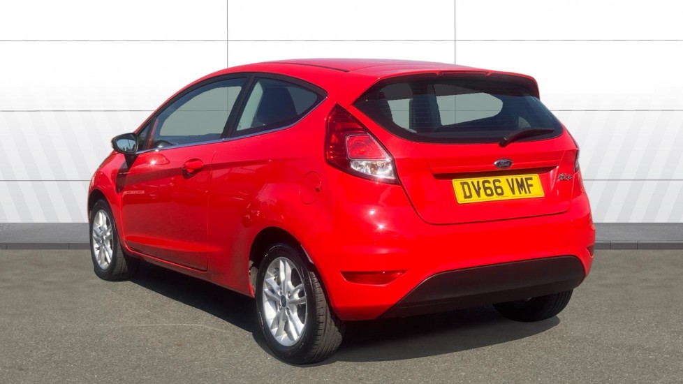 Ford Fiesta 1.25 82 Zetec 3dr Petrol Hatchback - Image 2