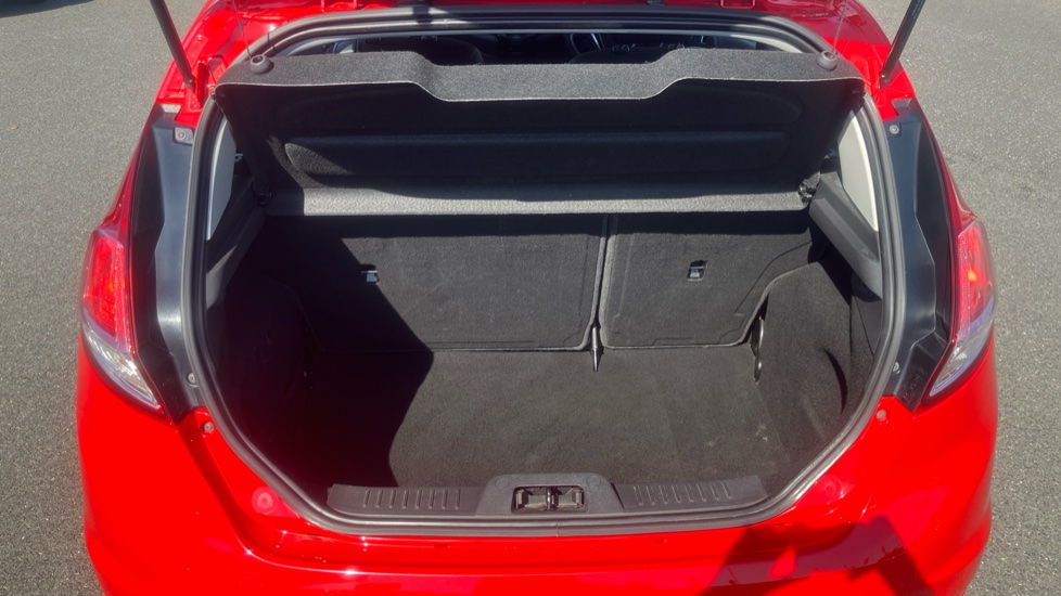 Ford Fiesta 1.25 82 Zetec 3dr Petrol Hatchback - Image 4