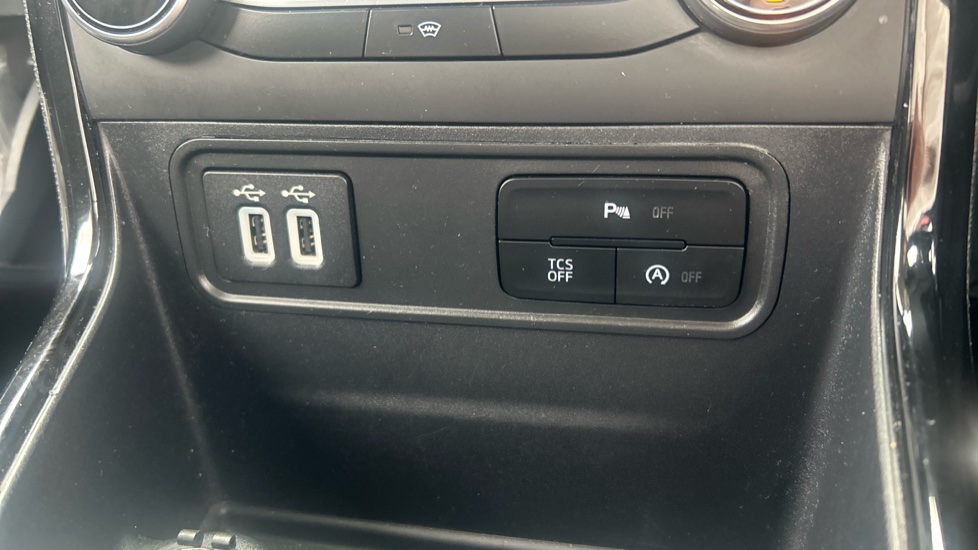 Ford EcoSport 1.0 EcoBoost 140 ST-Line 5dr Petrol Hatchback - Image 21