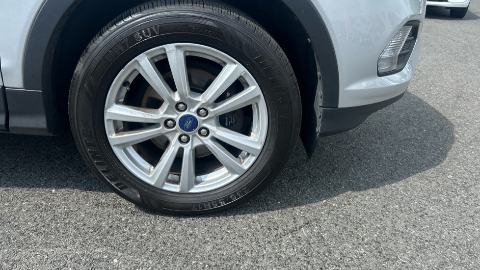 Ford Kuga 1.5 EcoBoost 120 Zetec 5dr 2WD Petrol Estate - Image 32