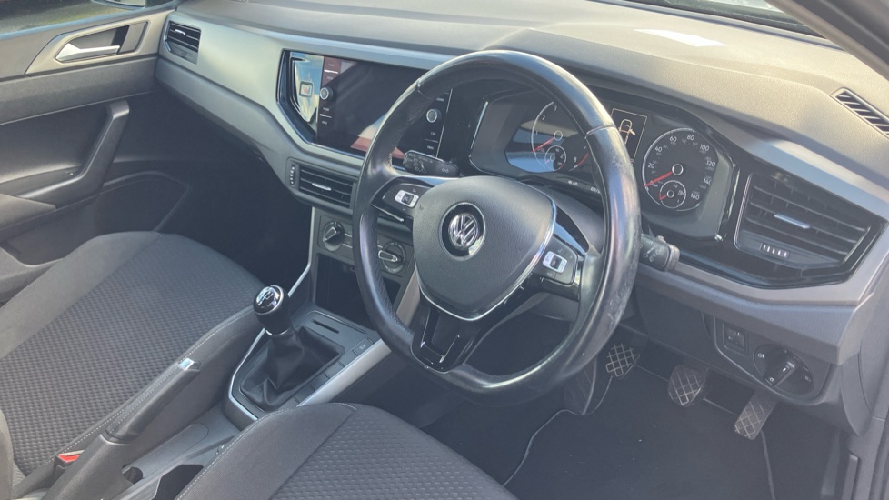Volkswagen Polo 1.0 SE 5dr Petrol Hatchback - Image 11