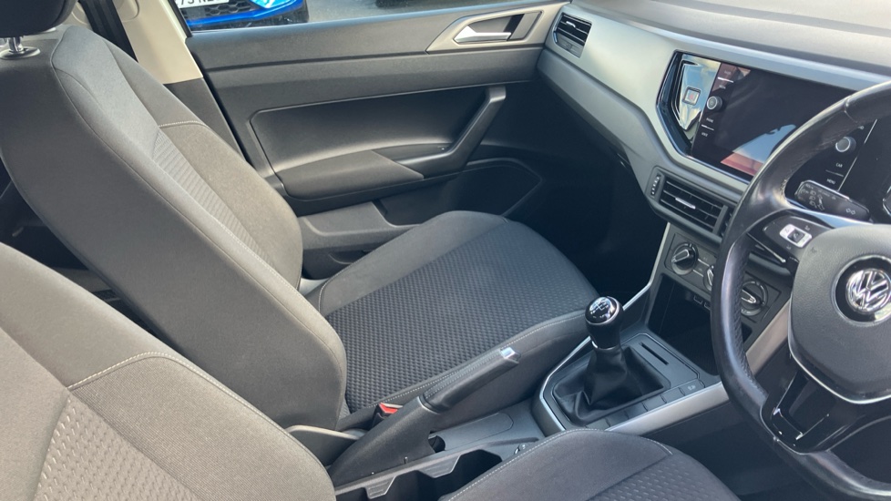 Volkswagen Polo 1.0 SE 5dr Petrol Hatchback - Image 14