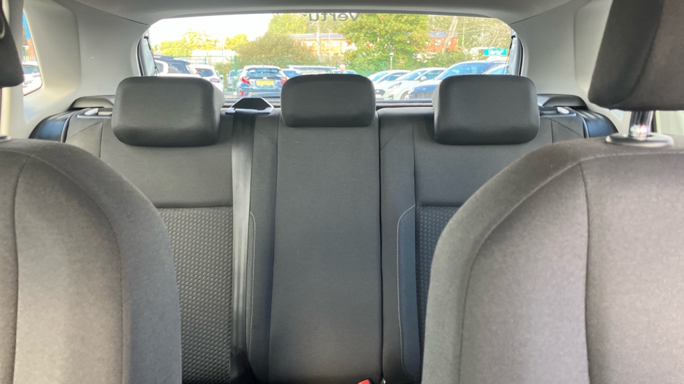 Volkswagen Polo 1.0 SE 5dr Petrol Hatchback - Image 15