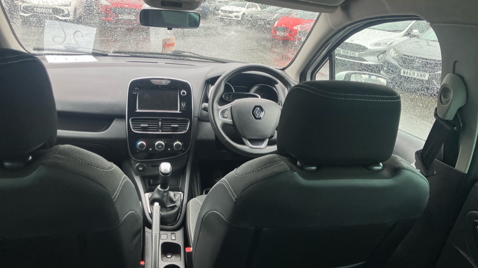 Renault Clio 0.9 TCE 90 Iconic 5dr Petrol Hatchback - Image 10