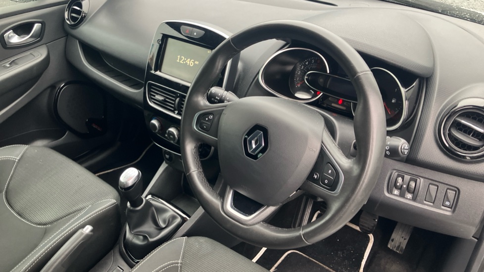 Renault Clio 0.9 TCE 90 Iconic 5dr Petrol Hatchback - Image 11