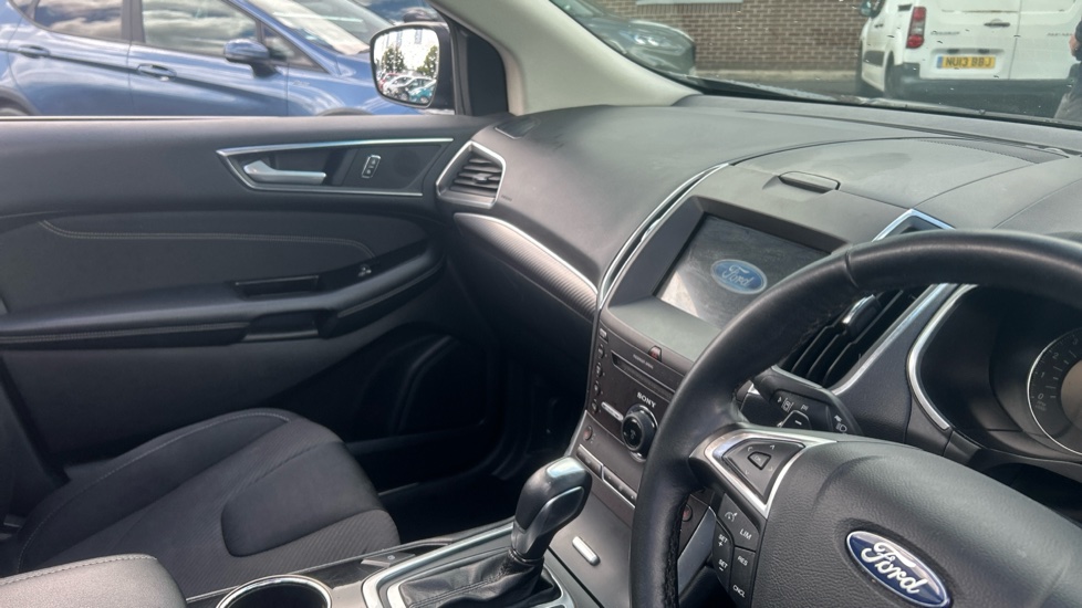Ford Edge 2.0 TDCi 210 Titanium 5dr Powershift Diesel Estate - Image 14