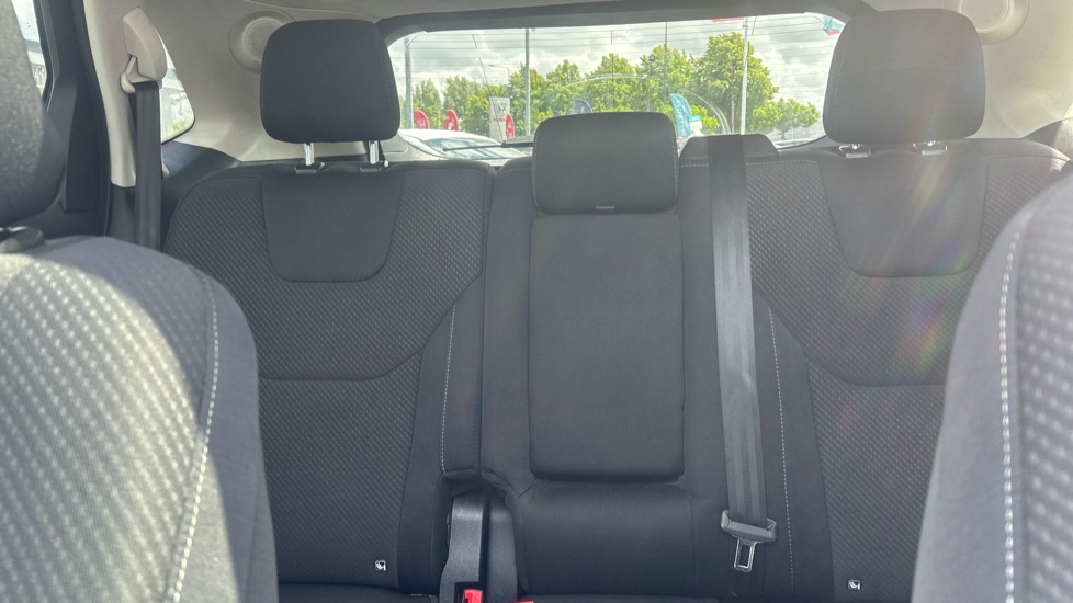 Ford Edge 2.0 TDCi 210 Titanium 5dr Powershift Diesel Estate - Image 15