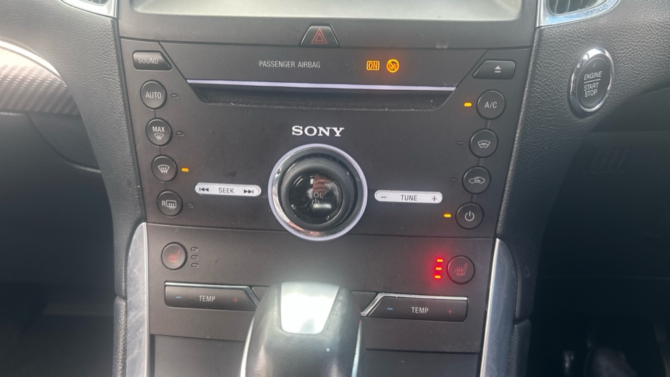 Ford Edge 2.0 TDCi 210 Titanium 5dr Powershift Diesel Estate - Image 22