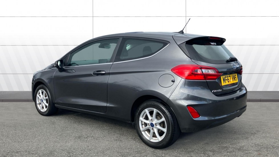 Ford Fiesta 1.0 EcoBoost Zetec 3dr Petrol Hatchback - Image 2