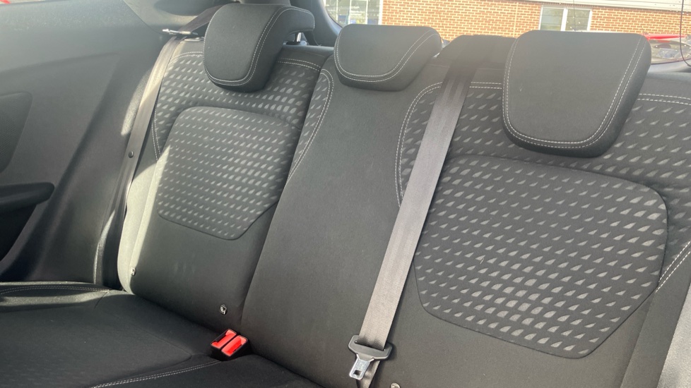 Ford Fiesta 1.0 EcoBoost Zetec 3dr Petrol Hatchback - Image 16