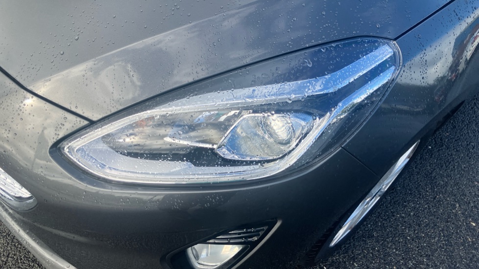Ford Fiesta 1.0 EcoBoost Zetec 3dr Petrol Hatchback - Image 33
