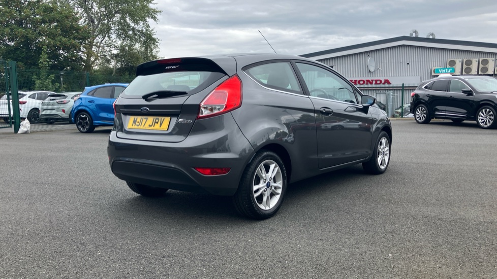 Ford Fiesta 1.25 82 Zetec 3dr Petrol Hatchback - Image 28