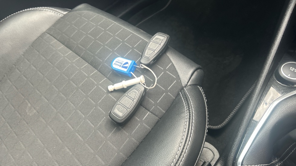Ford Fiesta 1.0 EcoBoost Active X 5dr Petrol Hatchback - Image 20