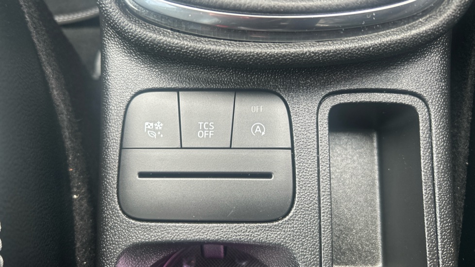 Ford Fiesta 1.0 EcoBoost Active X 5dr Petrol Hatchback - Image 21