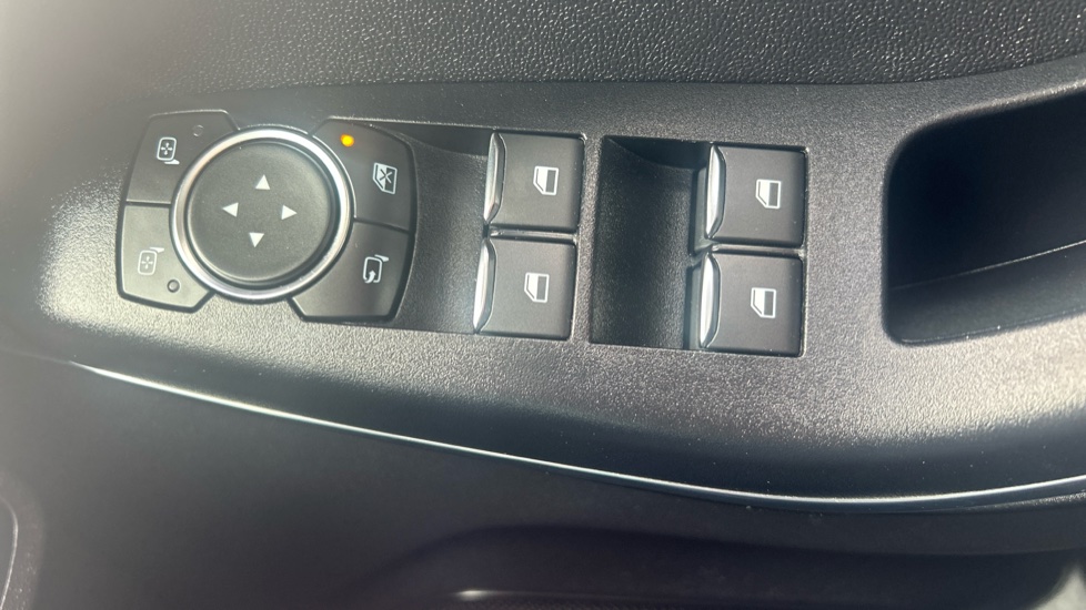 Ford Fiesta 1.0 EcoBoost Active X 5dr Petrol Hatchback - Image 27