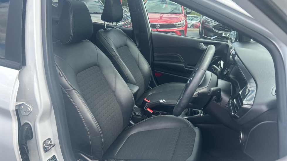 Ford Fiesta 1.0 EcoBoost Active X 5dr Petrol Hatchback - Image 29