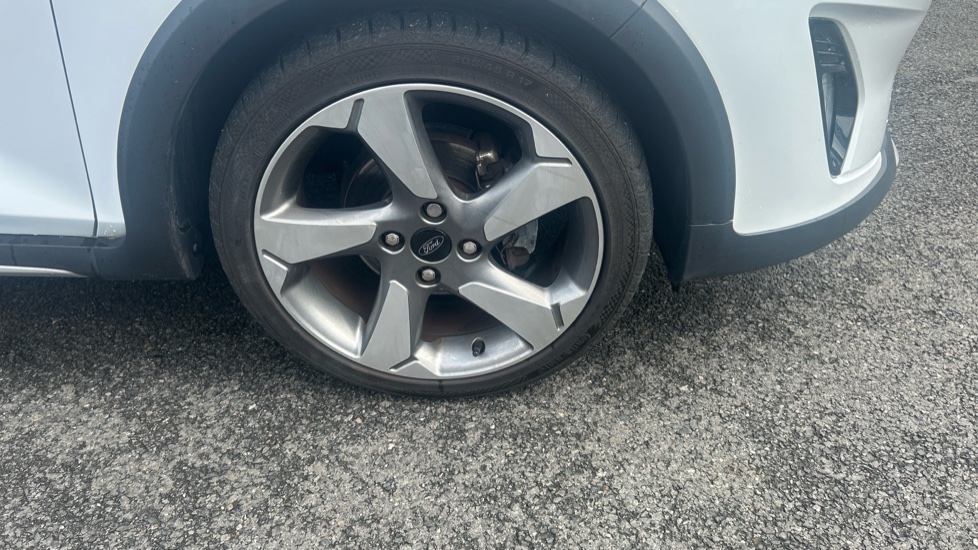 Ford Fiesta 1.0 EcoBoost Active X 5dr Petrol Hatchback - Image 31