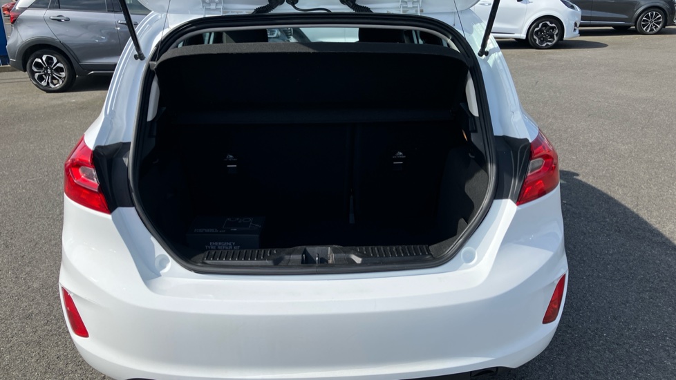 Ford Fiesta 1.0 EcoBoost Zetec 5dr Petrol Hatchback - Image 4